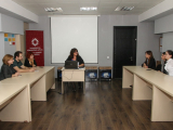 საქართველოს ნოტარიუსთა პალატის თავმჯდომარე ახლად დანიშნულ ნოტარიუსებს შეხვდა